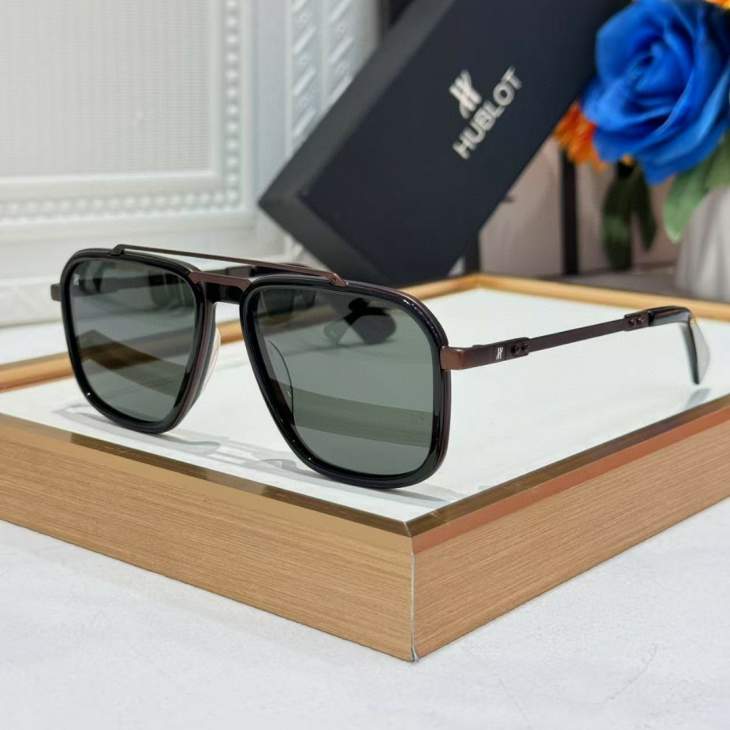 Picture of Hublot Sunglasses _SKUfw71164284fw
